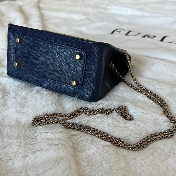 Furla Metropolis Leather Crossbody Mini - Picture 10 of 10